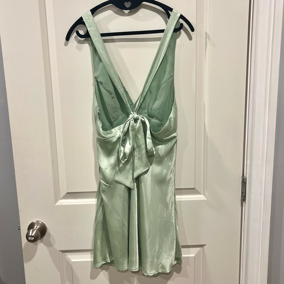 NWT Hello Molly Night in Cabana Satin Dress Sage - Medium - Picture 4 of 4